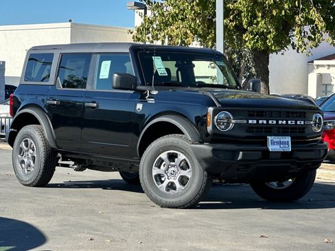 New 2025 Ford Bronco Big Bend image 2
