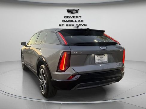 Certified 2025 Cadillac Optiq Sport 2 w/ LPO, Floor Liner Package image 7