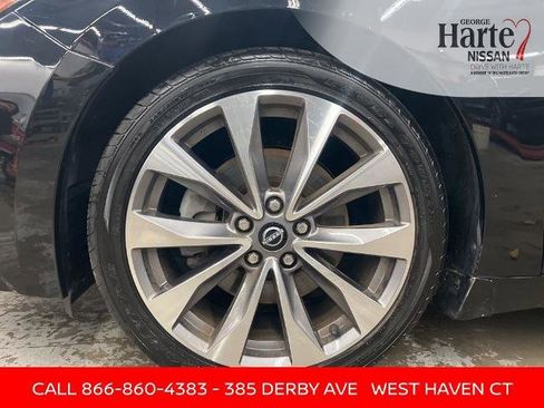 Certified 2023 Nissan Maxima Platinum w/ Sport Mat Group image 22