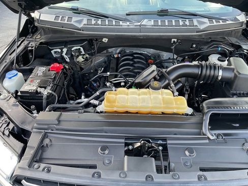 Used 2020 Ford F150 XLT image 26