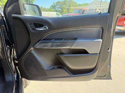 Used 2016 Chevrolet Colorado Z71 image 25