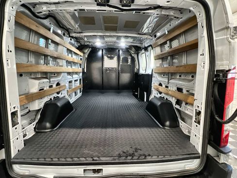 Used 2022 Ford Transit 250 w/ Exterior Upgrade Package image 18