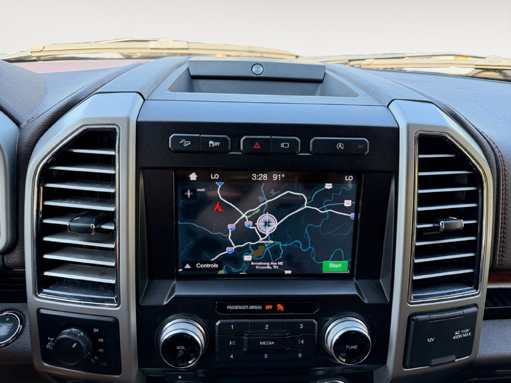 Used 2018 Ford F150 King Ranch w/ Equipment Group 601A Luxury AWD/4WD image 10