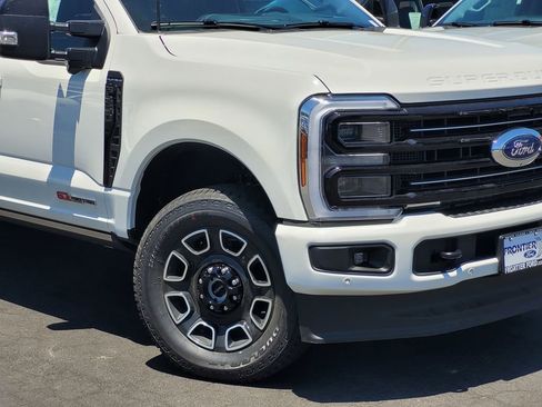 New 2025 Ford F350 Platinum image 28