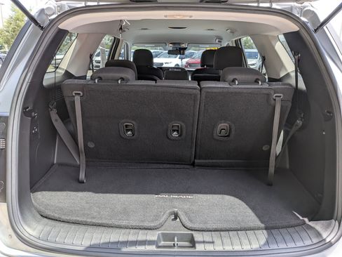 Used 2021 Hyundai Palisade SE FWD image 12