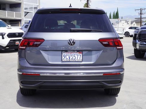 Used 2022 Volkswagen Tiguan SE FWD image 6