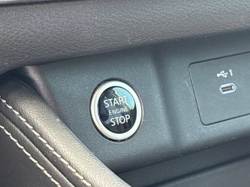 Used 2022 Nissan Rogue Platinum w/ Head-Up Display Package FWD image 16