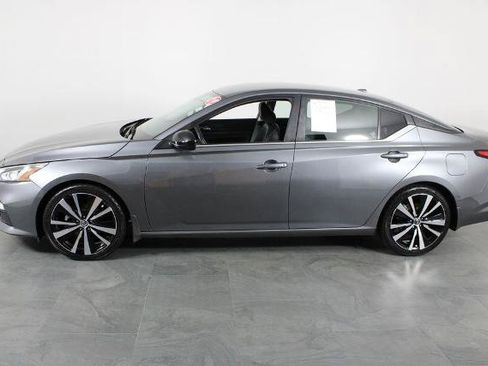 Certified 2019 Nissan Altima 2.5 SR FWD image 14