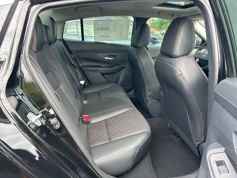 New 2026 Nissan Sentra SR w/ SR Premium Package FWD image 46