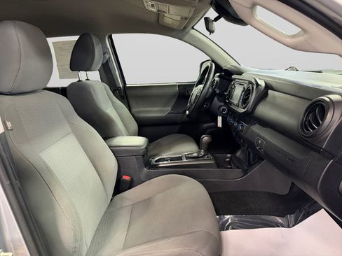 Used 2019 Toyota Tacoma SR w/ SR Convenience Package AWD/4WD image 24