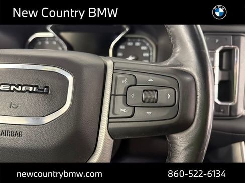Used 2021 GMC Yukon Denali w/ Denali Ultimate Package AWD/4WD image 23