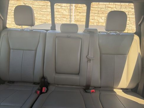Used 2019 Ford F150 Lariat AWD/4WD image 24