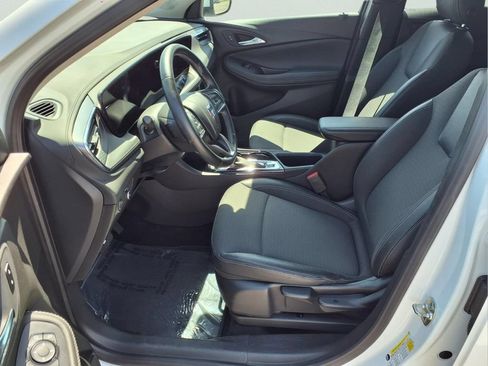 Used 2025 Buick Encore GX Preferred FWD image 21