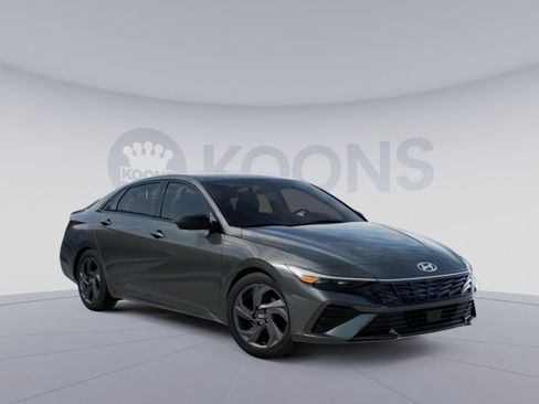 New 2026 Hyundai Elantra Sport FWD image 2