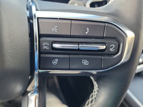 New 2025 GMC Acadia Denali w/ LPO, Floor Liner Package image 20