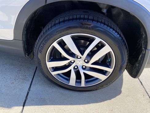 Used 2018 Honda Pilot Touring image 30