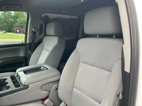 Used 2019 Chevrolet Silverado 2500 W/T w/ WT Convenience Package AWD/4WD image 20