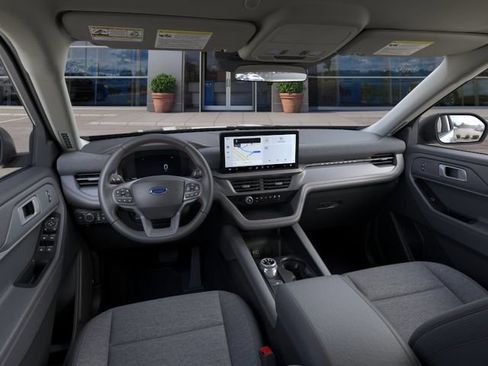 New 2026 Ford Explorer Active RWD image 9