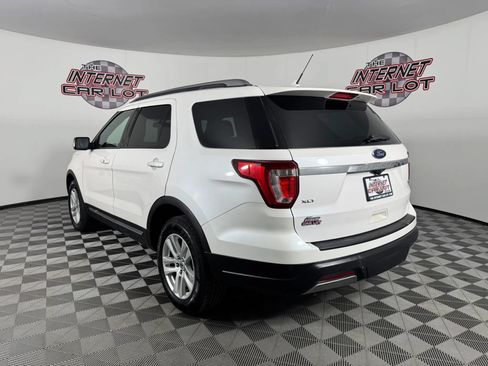 Used 2019 Ford Explorer XLT w/ Equipment Group 202A AWD/4WD image 5