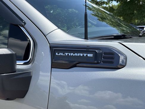 Used 2025 GMC Sierra 2500 Denali Ultimate AWD/4WD image 11