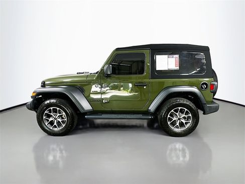 Used 2024 Jeep Wrangler Sport S image 5