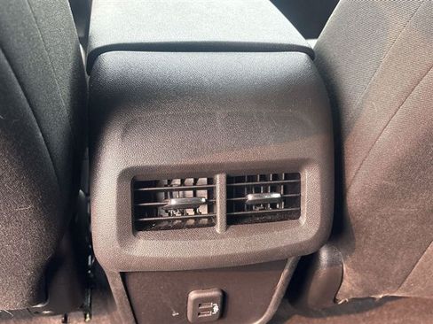 Certified 2024 Chevrolet Equinox LT w/ LPO, Floor Liner Package FWD image 20