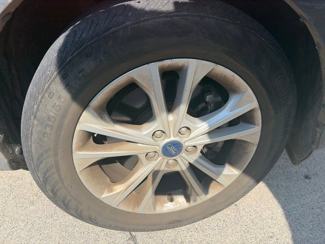 Used 2019 Ford Escape SEL AWD/4WD image 16
