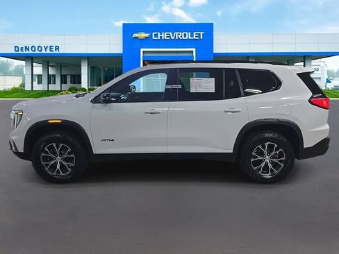 Used 2024 GMC Acadia AT4 w/ Luxury Package AWD/4WD image 12