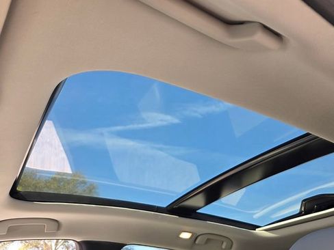 Certified 2024 INFINITI QX50 Sensory w/ Accent Package image 12