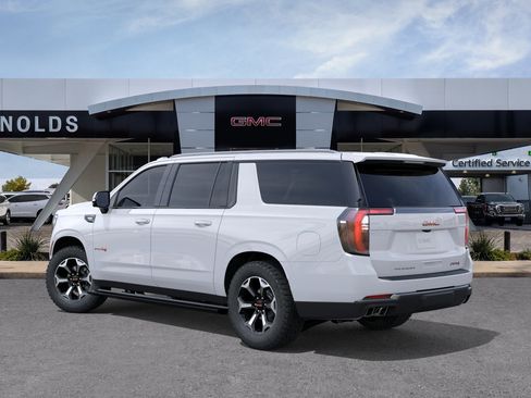New 2026 GMC Yukon XL AT4 AWD/4WD image 3
