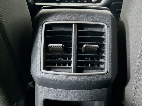 Used 2024 Kia Sportage LX image 26