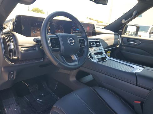 Certified 2025 Nissan Armada SL w/ Captain's Chari Seat Package AWD/4WD image 9
