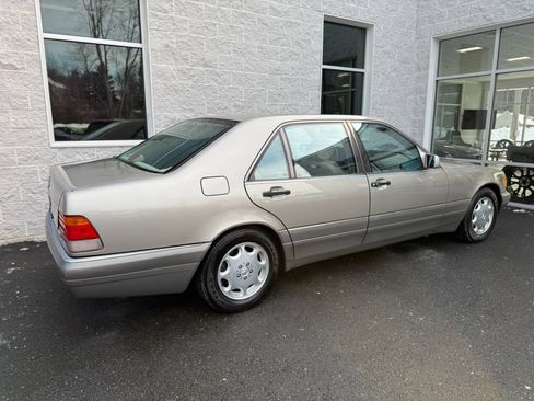 Used 1995 Mercedes-Benz S 500 Sedan image 35