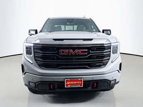 Used 2024 GMC Sierra 1500 AT4 w/ Technology Package AWD/4WD image 2