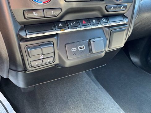 Used 2021 GMC Sierra 1500 Elevation AWD/4WD image 28