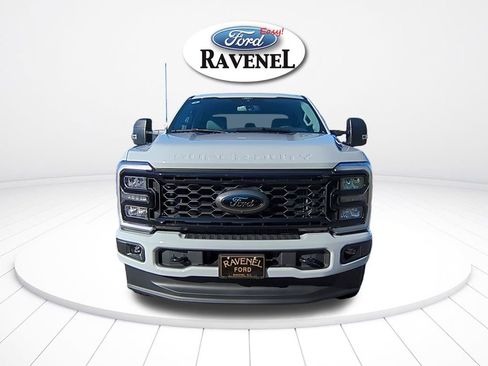 New 2026 Ford F250 XLT w/ XLT Premium Package image 9