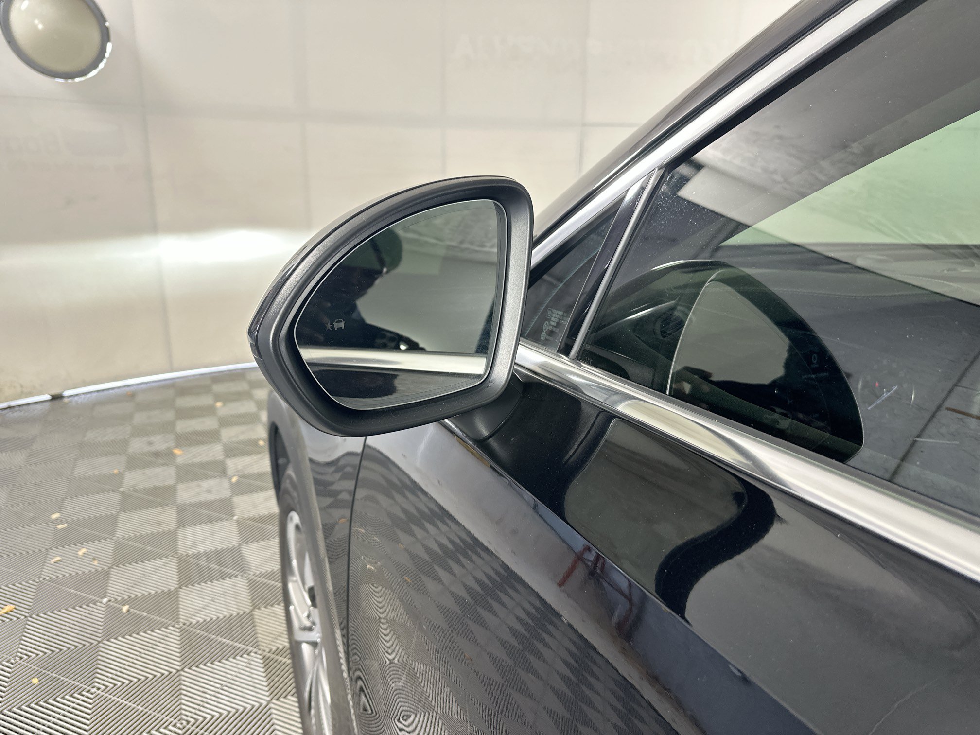 Used 2023 Buick Envision Essence AWD/4WD image 10