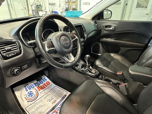 Used 2018 Jeep Compass Limited w/ Navigation Group image 26