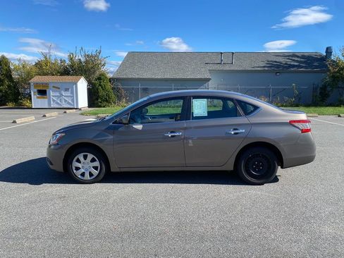 Used 2015 Nissan Sentra SV image 9