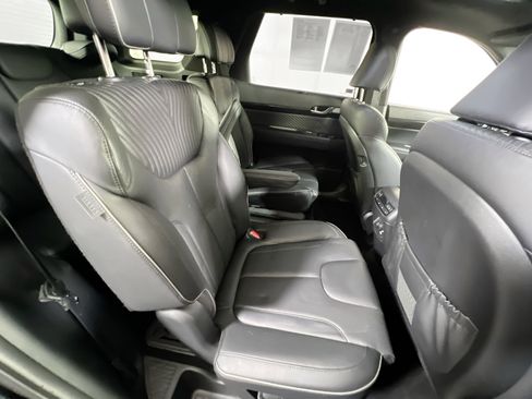 Used 2023 Hyundai Palisade Calligraphy image 30