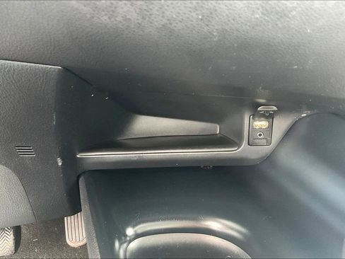 Used 2018 Toyota C-HR XLE FWD image 15
