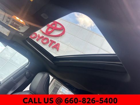Certified 2025 Toyota Highlander XSE AWD/4WD image 17