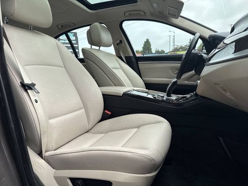 Used 2012 BMW 528i xDrive Sedan AWD/4WD image 16