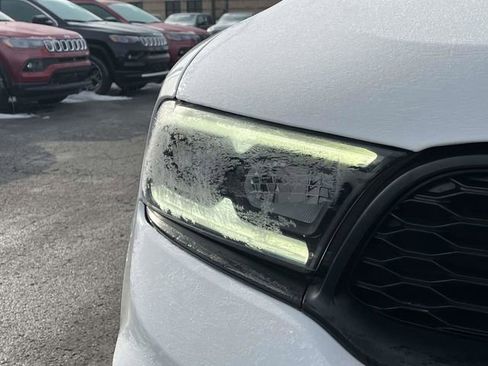 Used 2023 Dodge Durango GT image 9