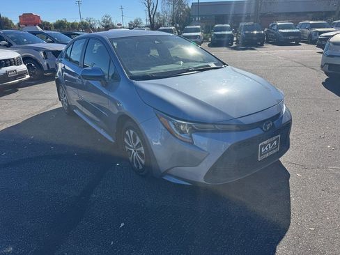 Used 2022 Toyota Corolla LE image 7