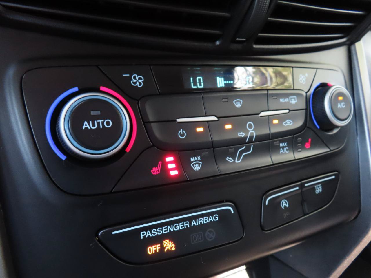 Used 2019 Ford Escape SE FWD image 27