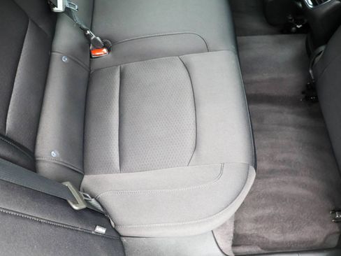 Used 2019 Chevrolet Malibu LT FWD image 28