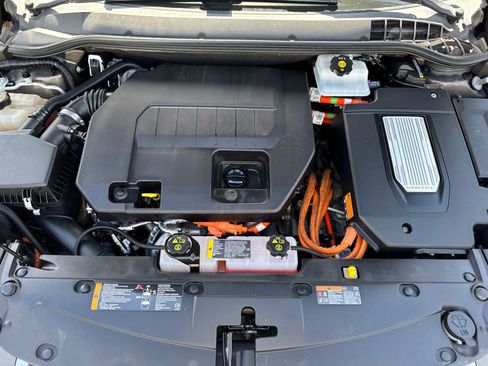 Used 2014 Chevrolet Volt Premium w/ Premium Trim Package image 6