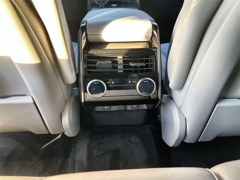 New 2026 Land Rover Range Rover Sport SE image 16