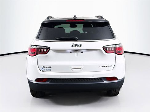 Used 2025 Jeep Compass Limited AWD/4WD image 6
